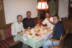102-0220_IMG