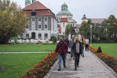102-0252_IMG
